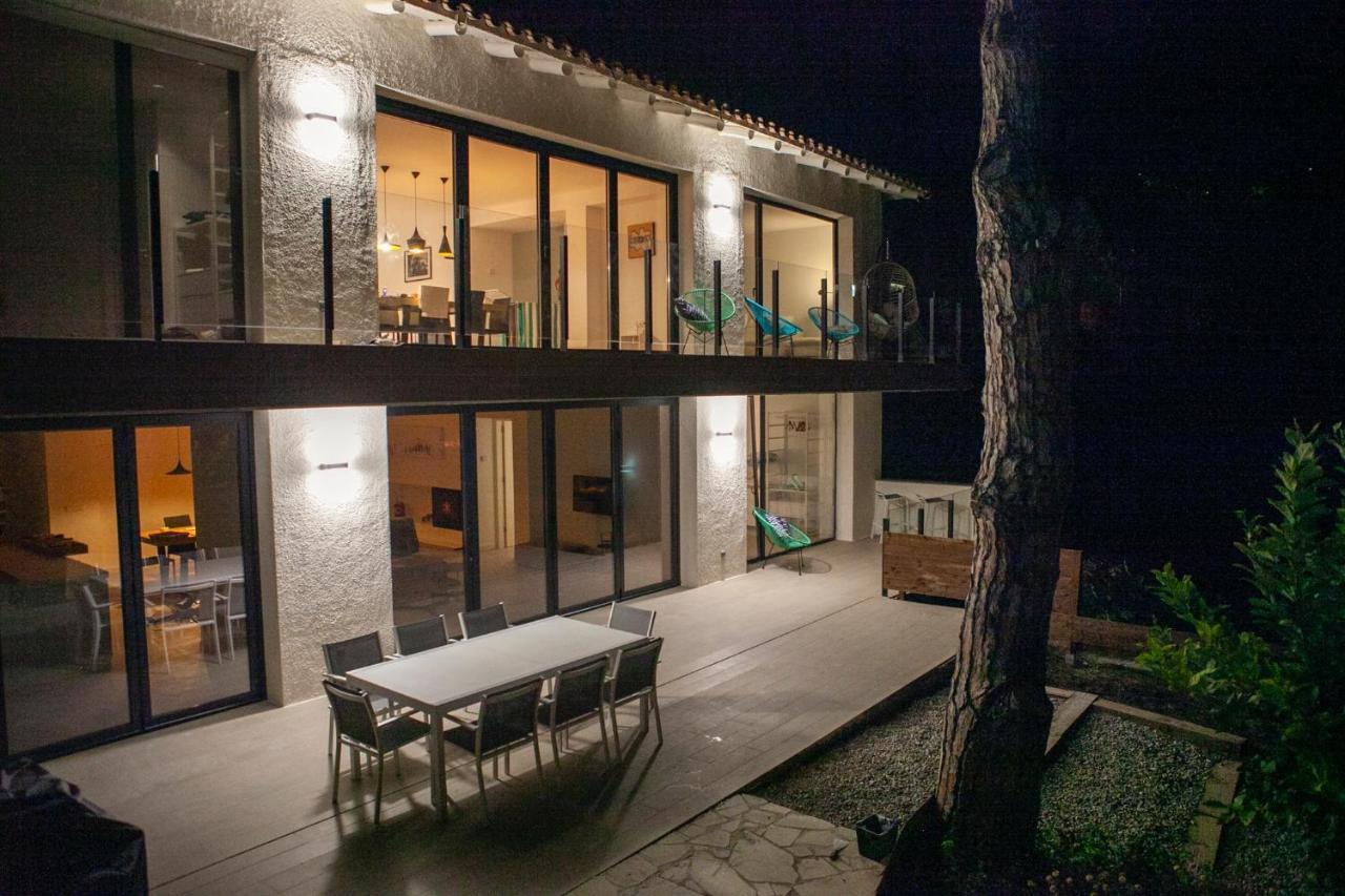 Casa Karian Apartment ตอสซาเดมาร์ ภายนอก รูปภาพ